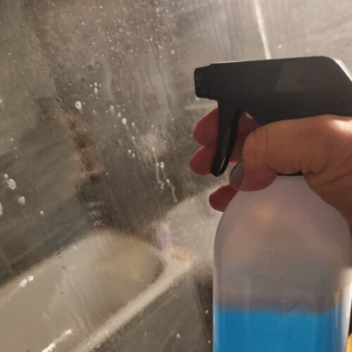 Reiniger für Glaswand Dusche á la Inge